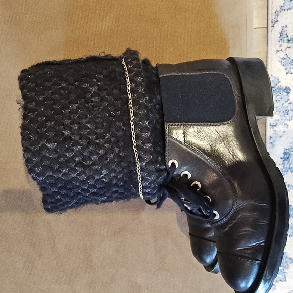 Chanel Navy Vintage Booties Boucle Tweed + Leather with Chain Size 42 - Picture 7 of 10